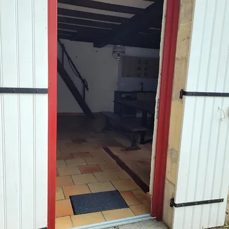 Casa de Férias Maison Jean-du-feu Au Calme à Jenduffe