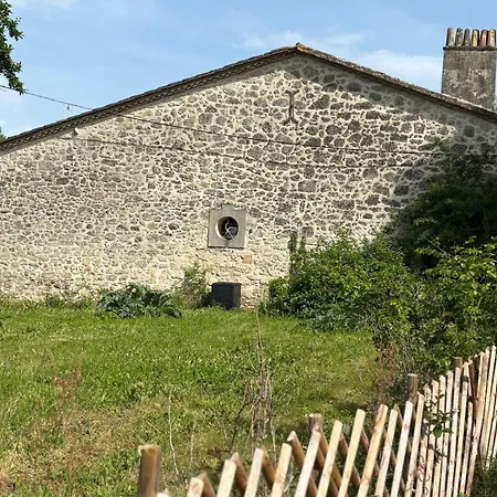 Maison Jean-du-feu Au Calme à Jenduffe *